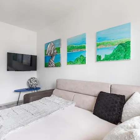 New Dragi Apartment *
